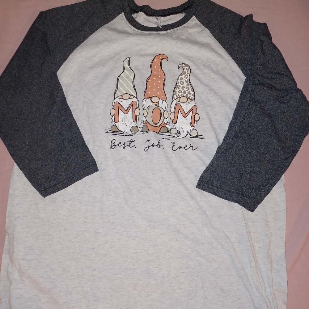 Gnome MOM shirt